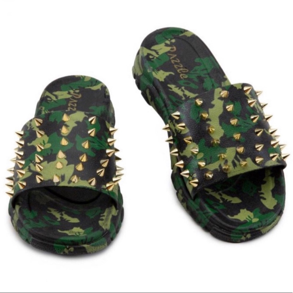 Studded Camouflage Slides size 7